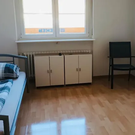 4-zimmer-wohnung 120 لار