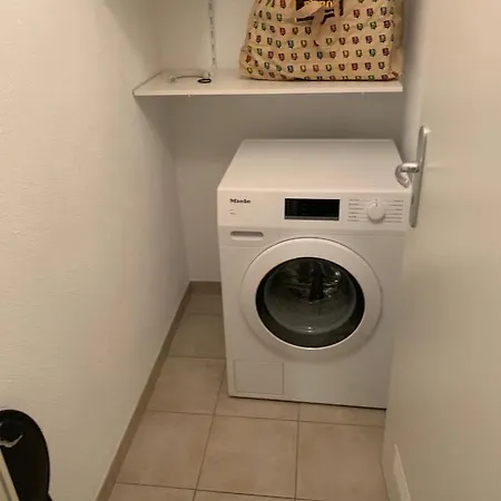 4-zimmer-wohnung 120 لار